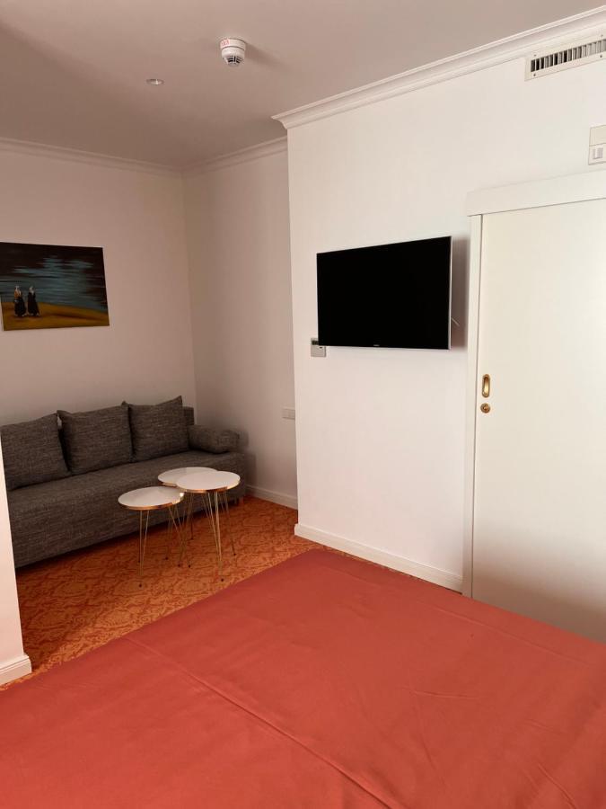 Art Hotel House One Baden-Baden Esterno foto