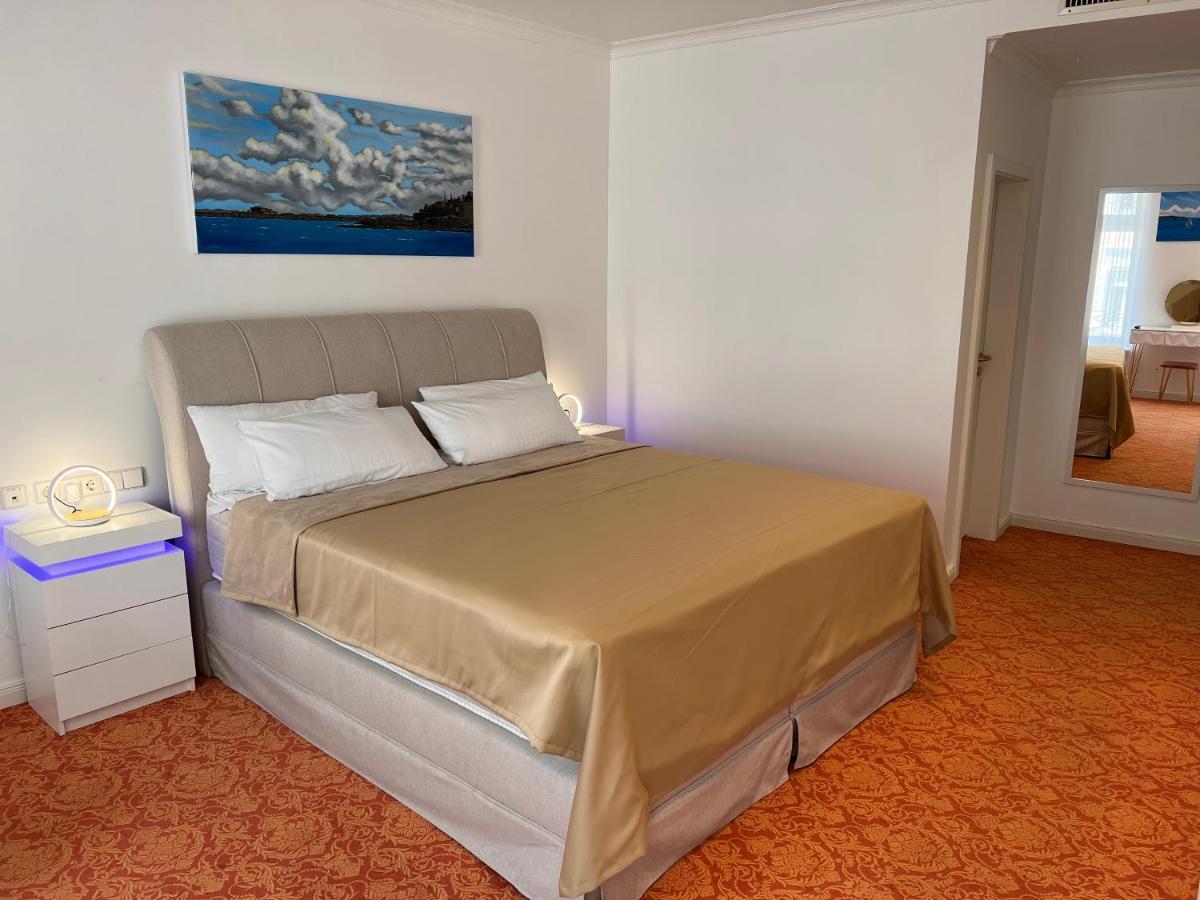 Art Hotel House One Baden-Baden Esterno foto