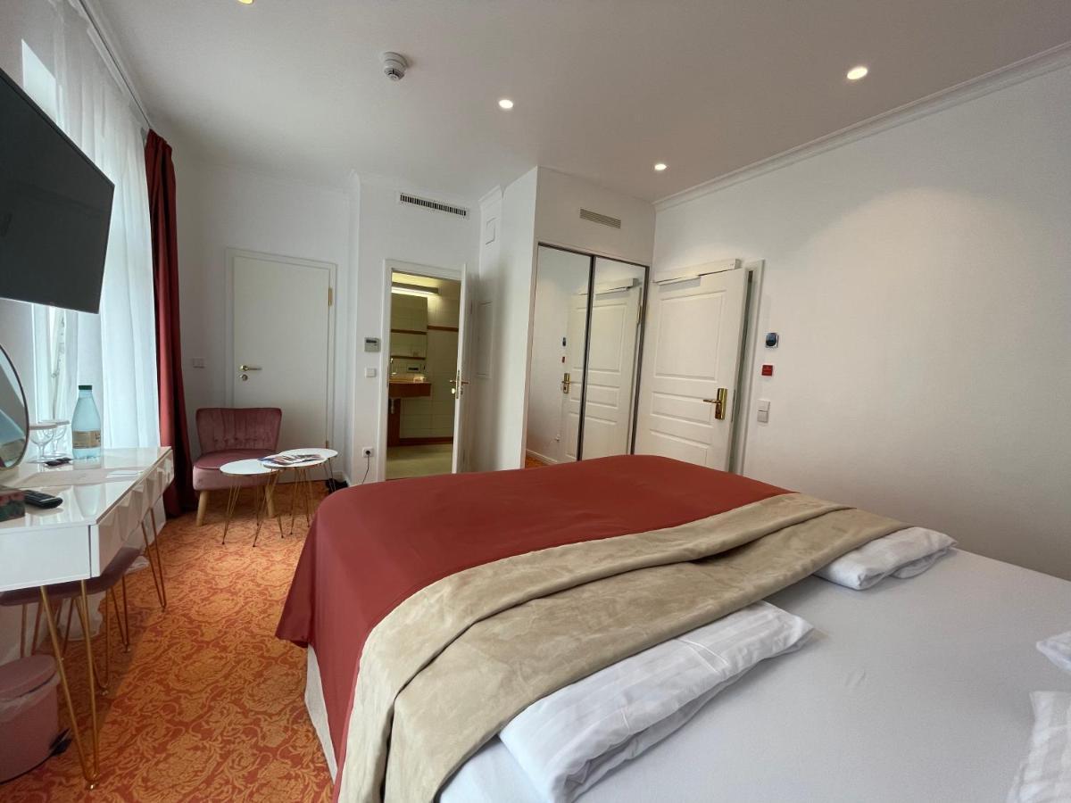 Art Hotel House One Baden-Baden Esterno foto