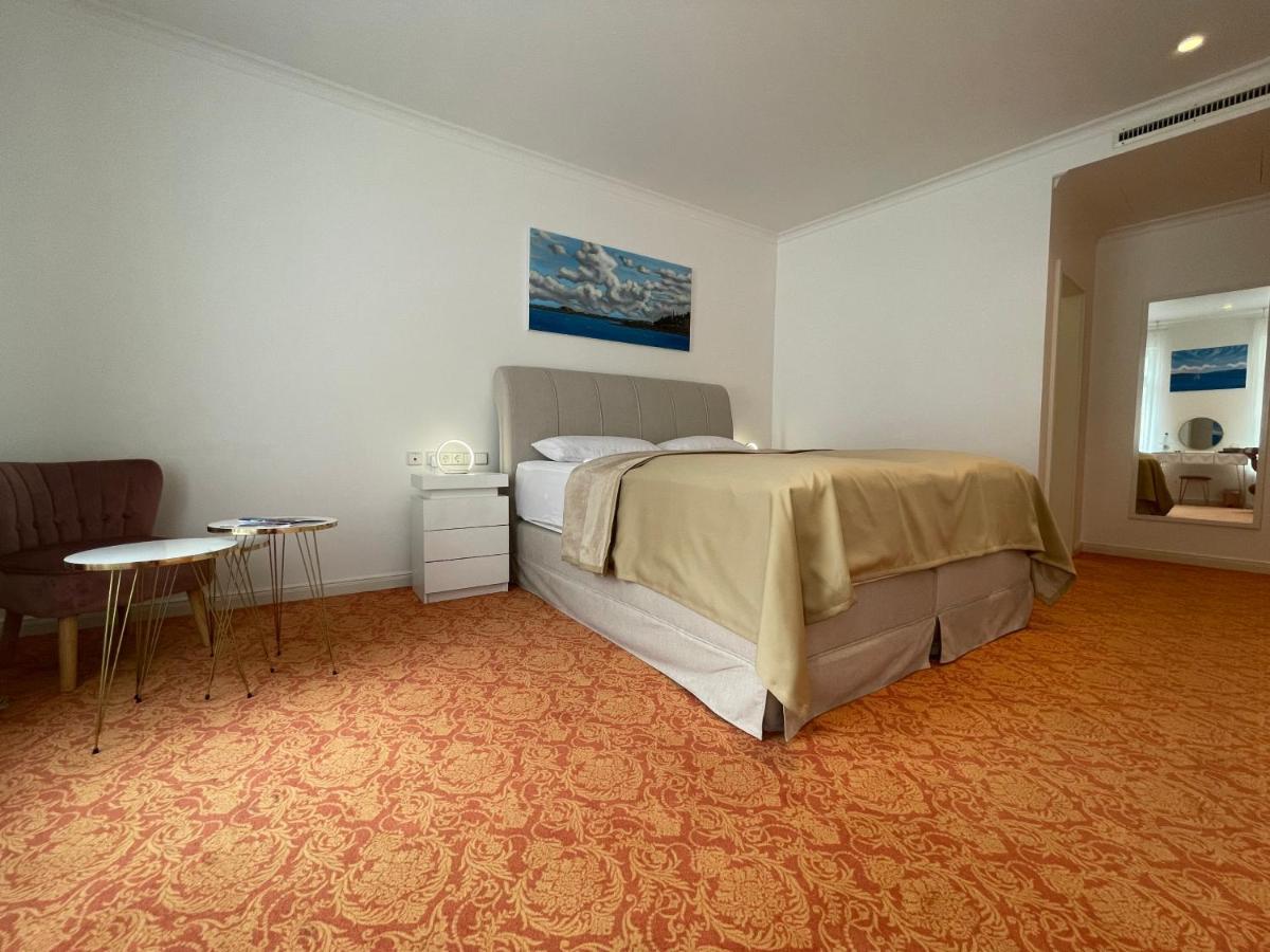 Art Hotel House One Baden-Baden Esterno foto